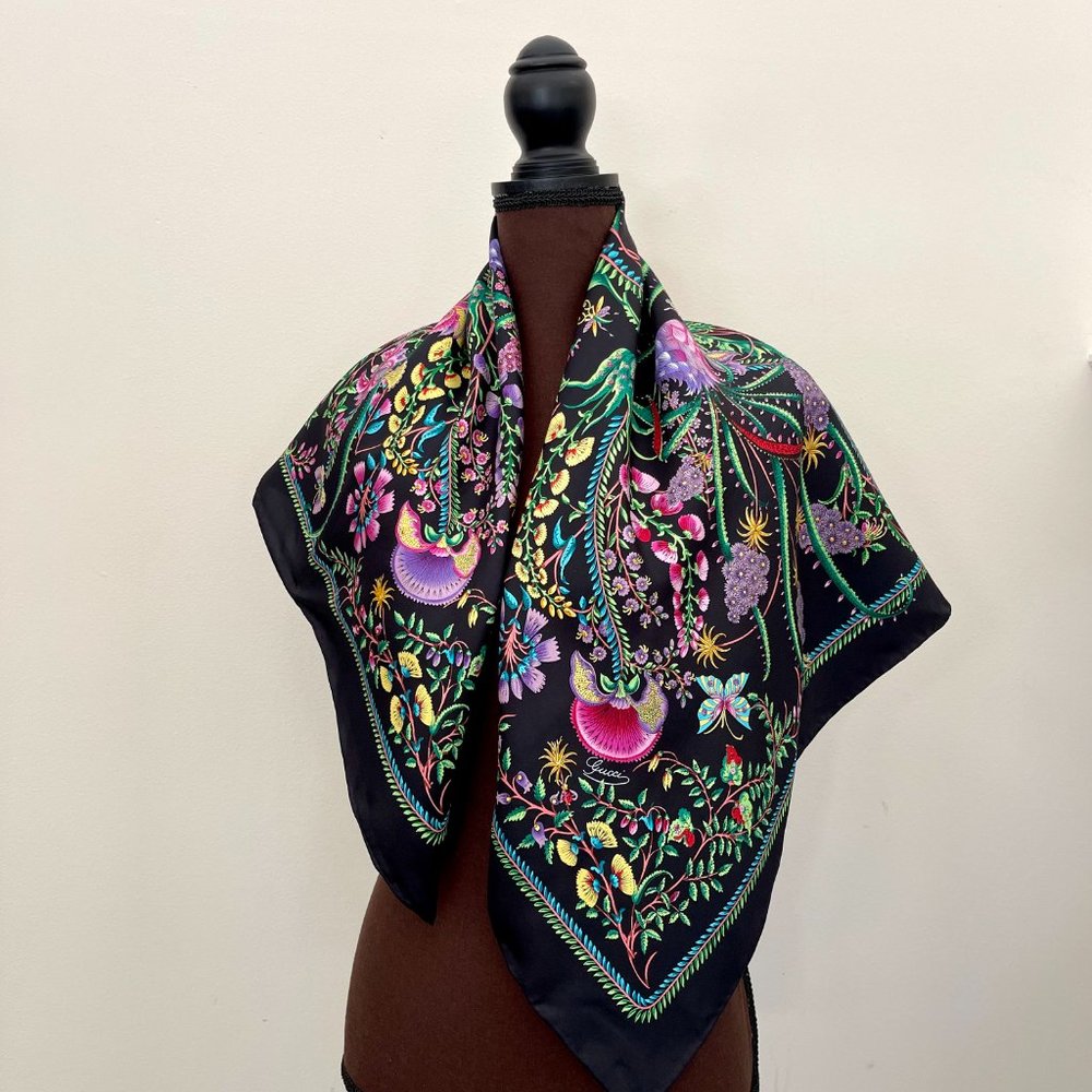 Display #4 Gucci Floral Black Green Multicolor Flora Silk Scarf Wrap